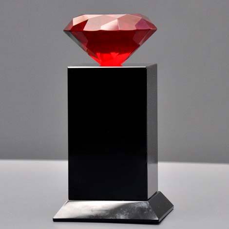 Red Diamond Glass Award